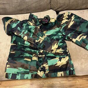 No label Size Small  Women's Military Style Camouflage Jacket Green Multi-Color
